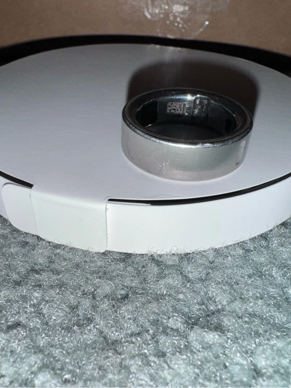 oura ring 4 size 9 brushed silver -battery issue